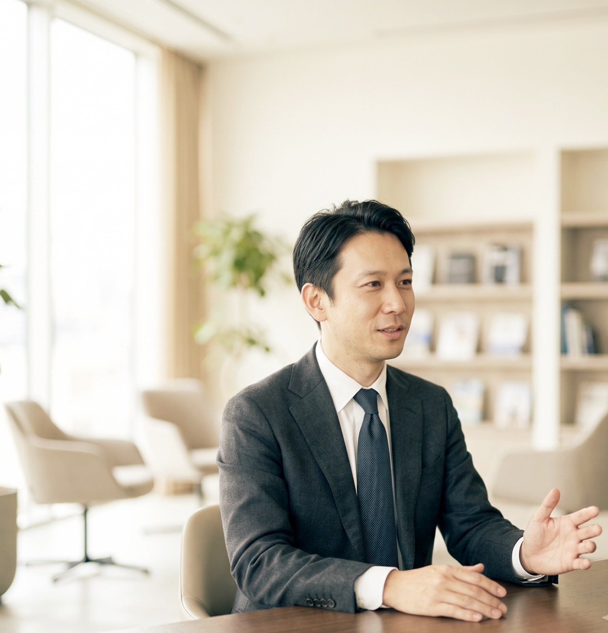 小宮生也（こみや せいや / Seiya Komiya）— 株式会社スカイインターナショナル、Cosmetics Review Japan 編集委員